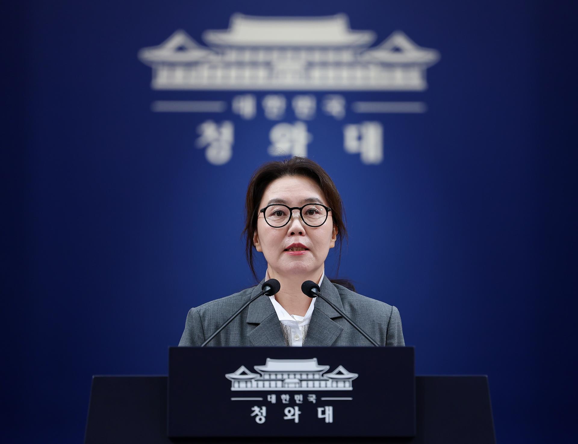 Lee appoints special inspector to investigate corruption involving president's family, close aides