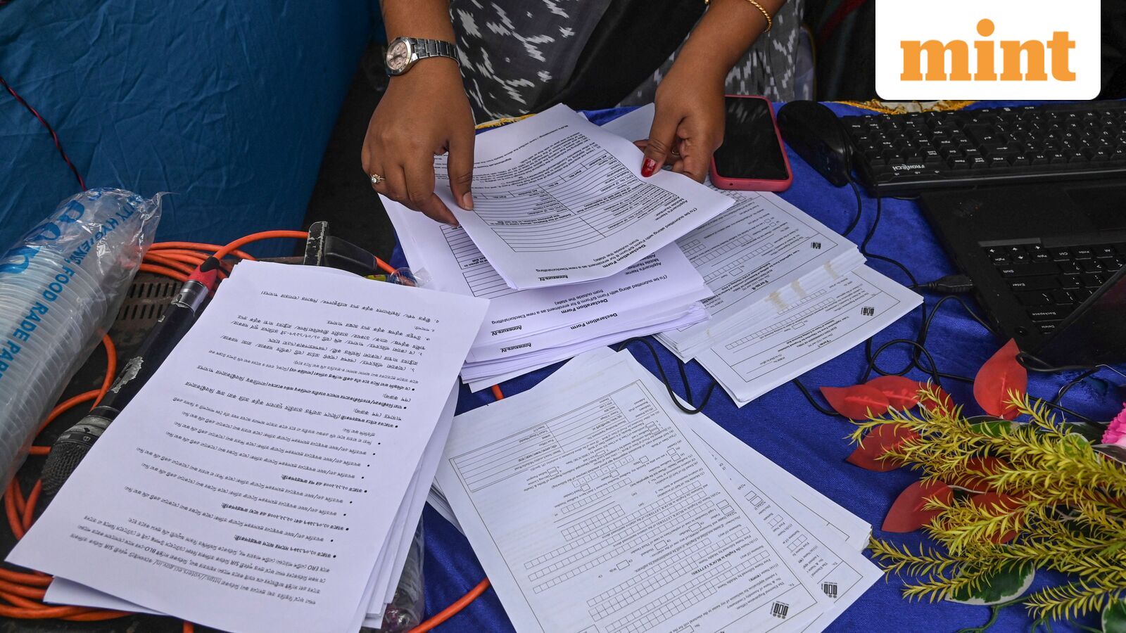 EC extends Karnataka SIR enumeration deadline till 17 August; draft list to be released on 24 August