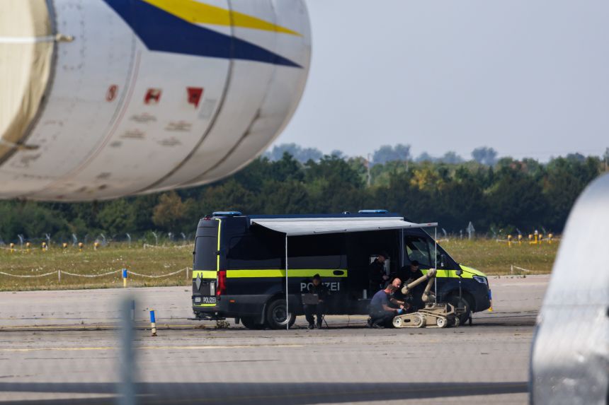 US intel assesses Putin could launch attack aimed at testing NATO unity