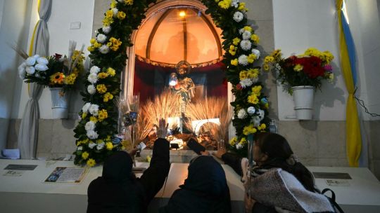 Thousands march in Argentina on Day of San Cayetano, patron saint of bread and work
