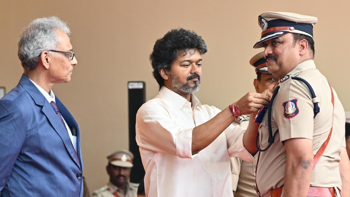 CM Vijay presents medals to police and other personnel