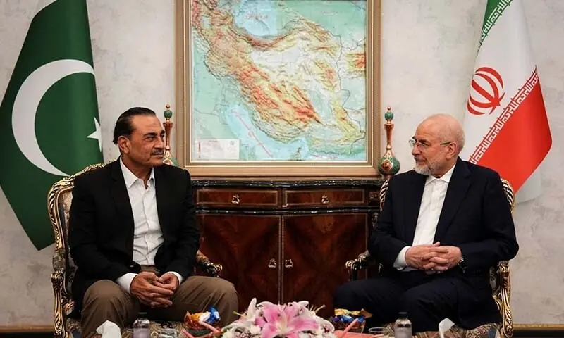 CDF Munir vows continued efforts to stabilise region in meeting with Iran’s Ghalibaf