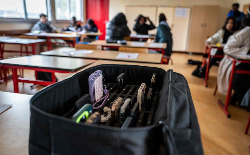 France readies high school phone ban for next month