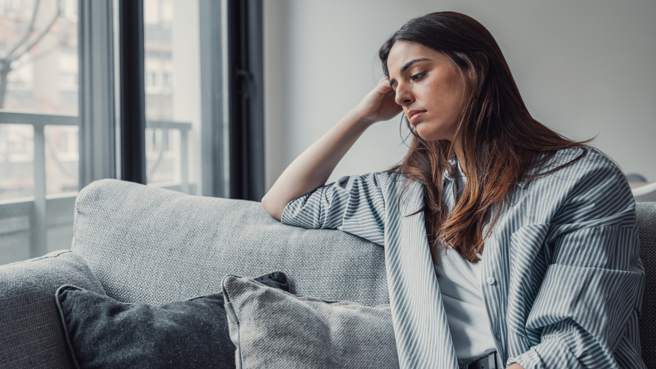 A 22-year-old inherited $1.7 million after her mom's sudden death. These are the tax and IRS rules she needs to know now
