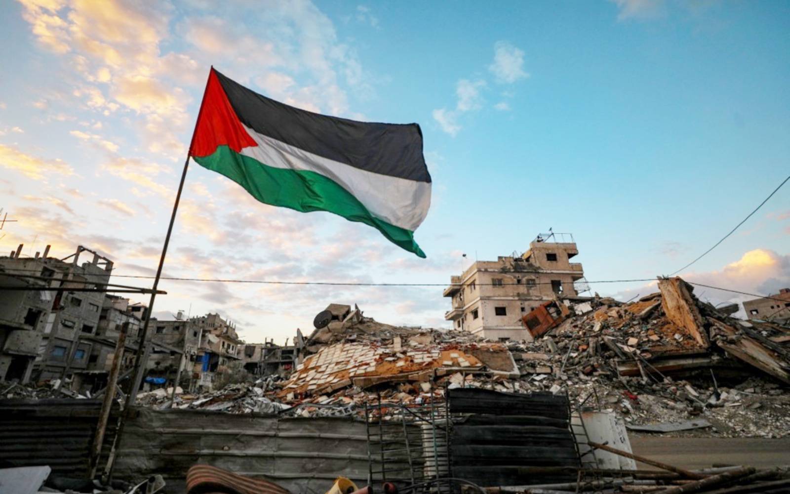 Hamas says still ready to go ahead with Gaza plan