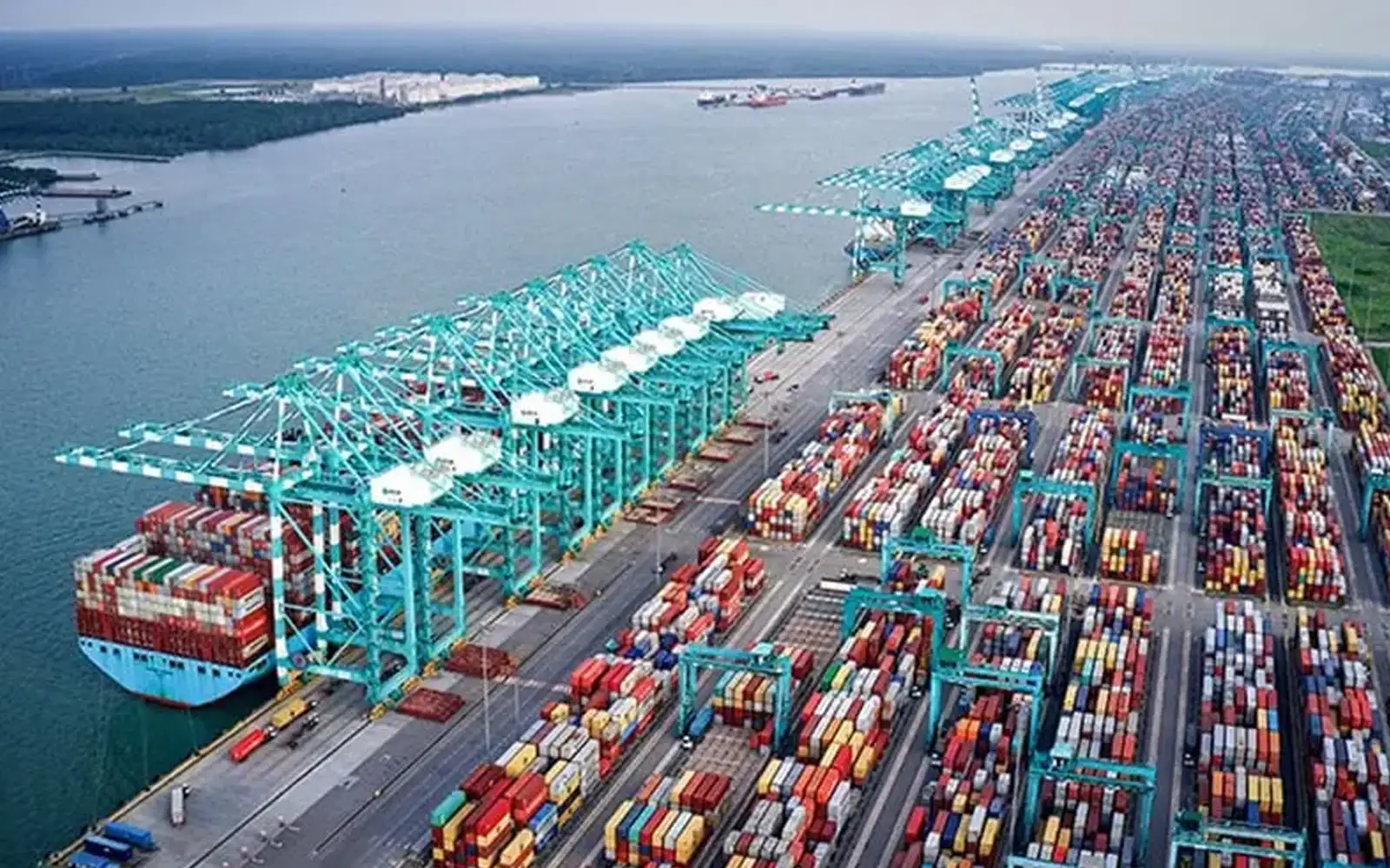 Border agency probes shipment believed to be bound for Israel