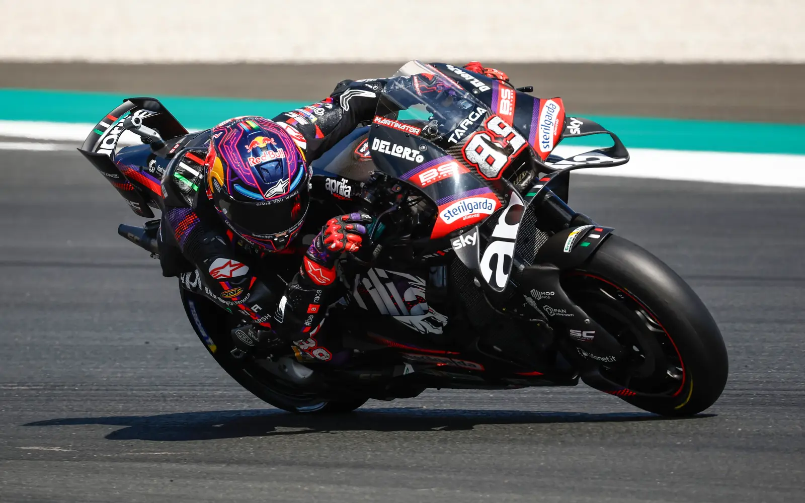 MotoGP leader Martin speeds to British Grand Prix pole