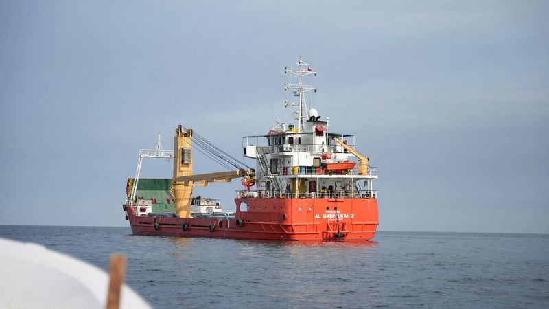 Iran says Strait of Hormuz deal with Oman close; demands U.S. yield on conditions