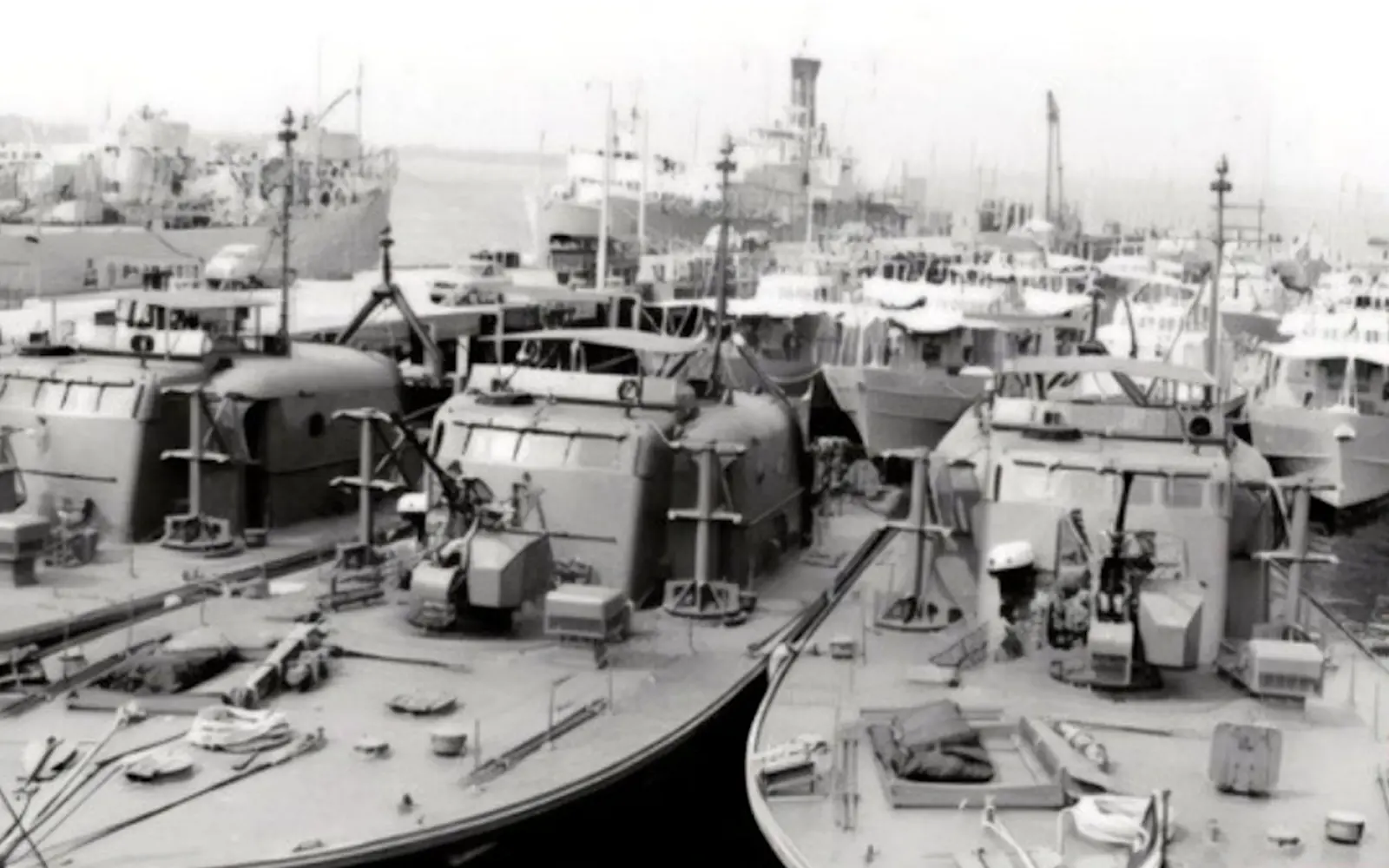 A young navigator, 4 warships and an epic journey home