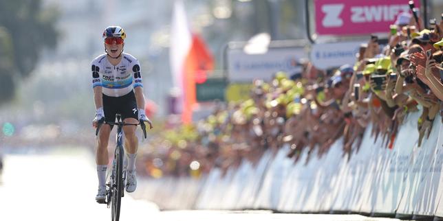 Tour de France Femmes: Demi Vollering seizes yellow jersey on penultimate day