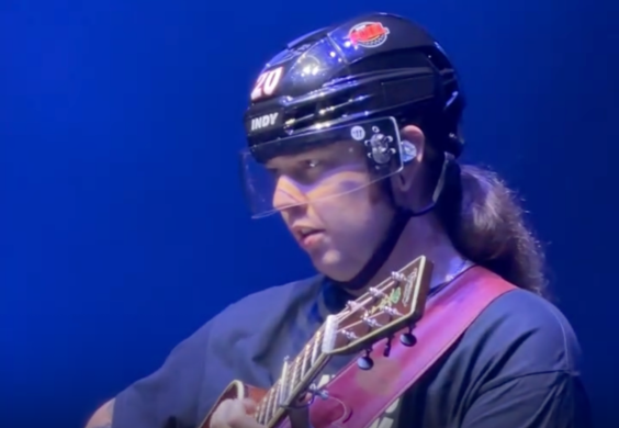 Billy Strings Wears Protective Headgear After Getting Hit By Object The Previous Night