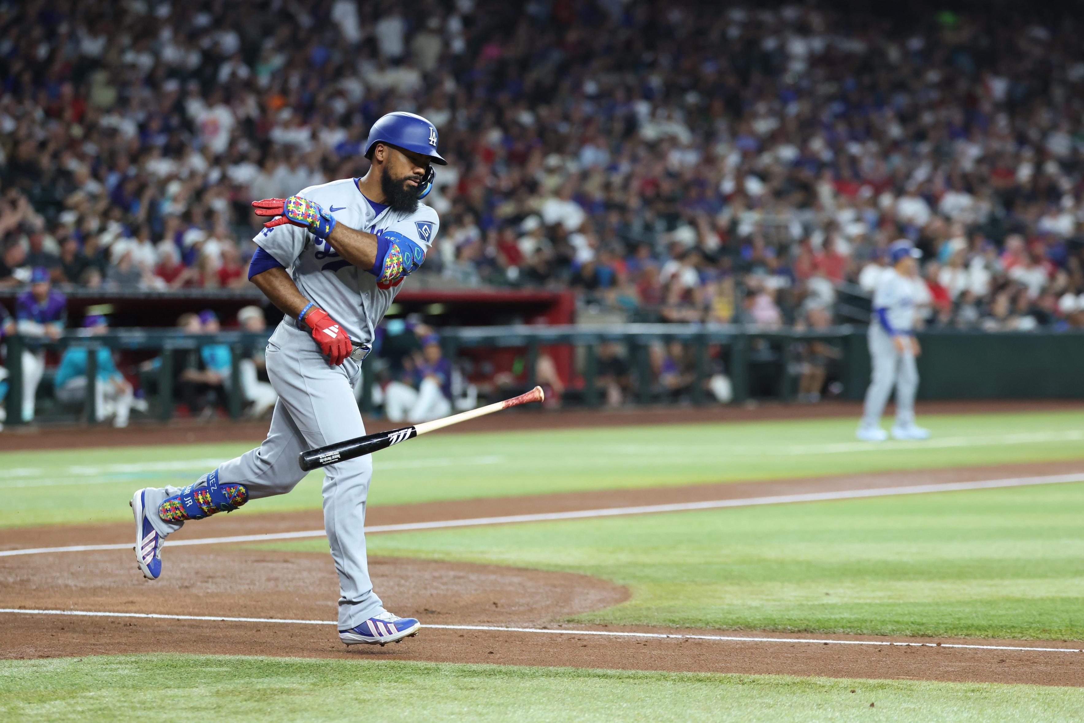 Dodgers search for elusive first win in August