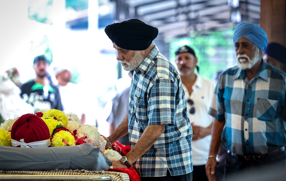 Hockey legend Sarjit Singh laid to rest as family, friends and sporting fraternity bid farewell