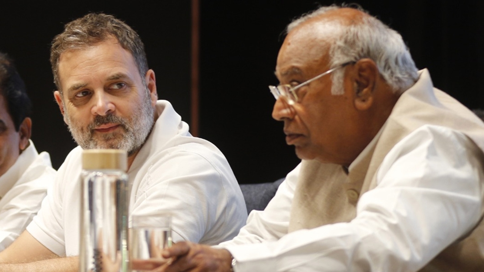 ‘Scrap misleading questionnaire’: Kharge, Rahul Gandhi write to PM Modi on caste census