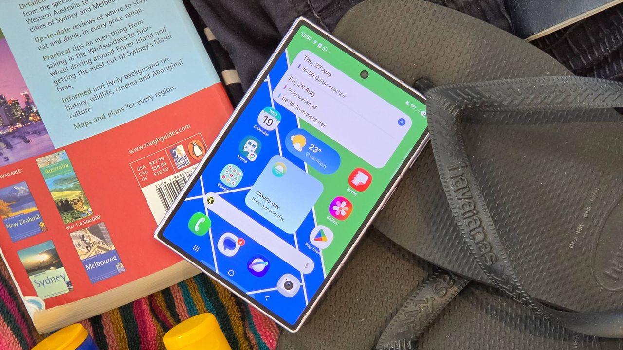I was ready to discount the stumpy Galaxy Z Fold 8, but a week-long vacation proved Samsung's new form factor is a winner