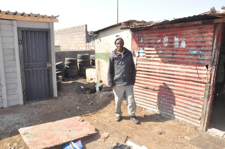 Pensioners struggle after vigilantes chase away immigrant tenants