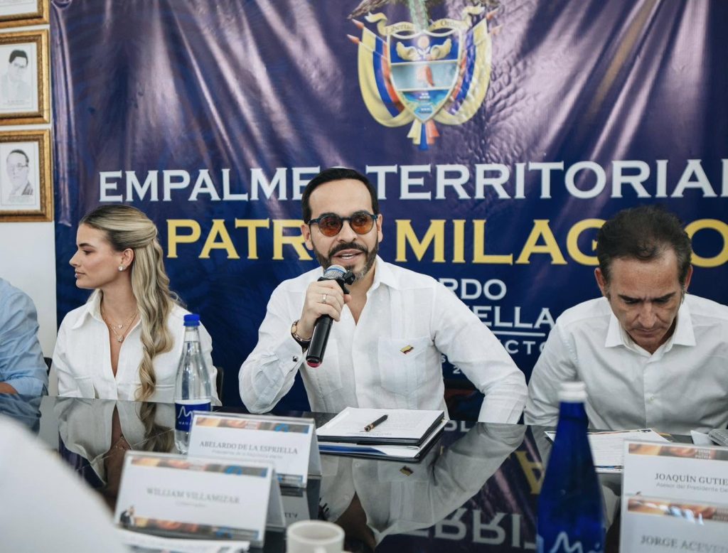 De la Espriella eyes inauguration at army base in southern Colombia in break with tradition