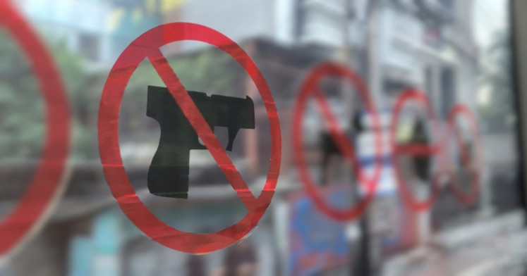 Nearly 1,000 weapons found at South Jakarta school