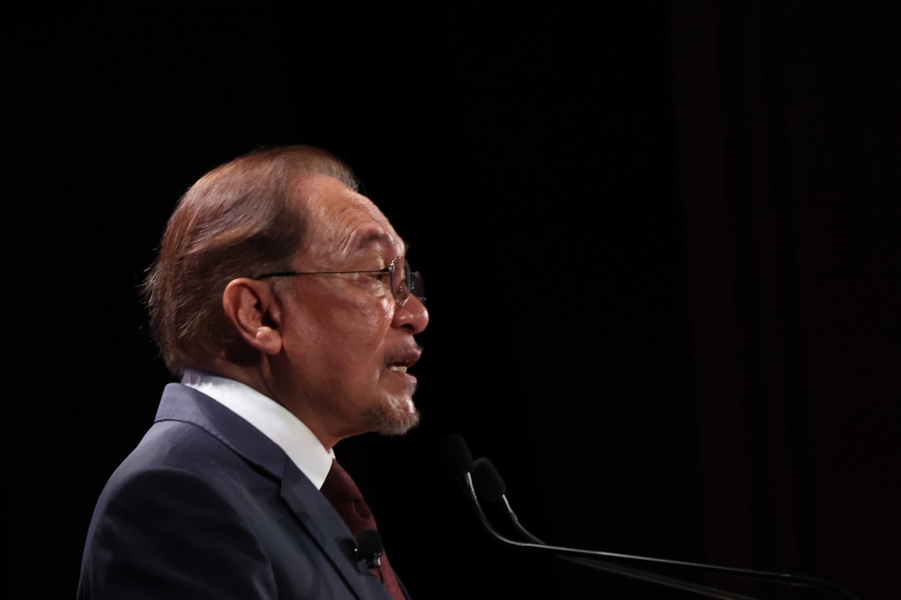 Anwar pledges thorough probe into every Tabung Haji RCI finding following King’s decree