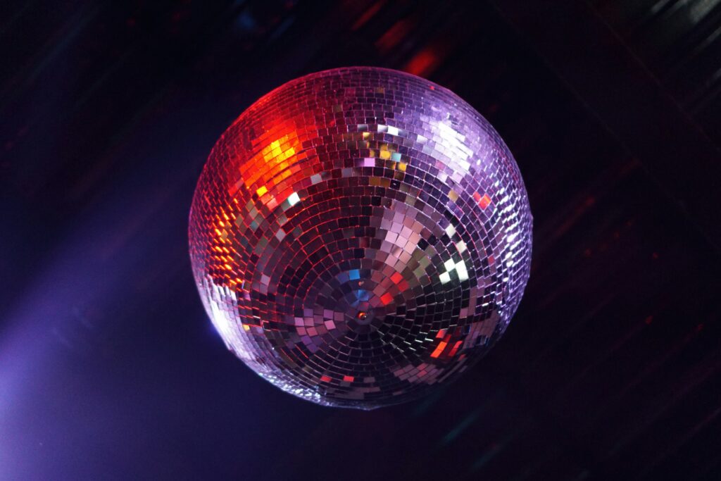 Flower Power Party brings retro hits and charity fundraising to Moraira Castle this August