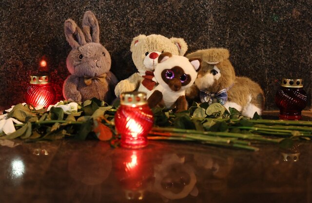 Three days after a Ukrainian drone crashed on a beach at a Russian Black Sea resort, here’s what we know about the victims