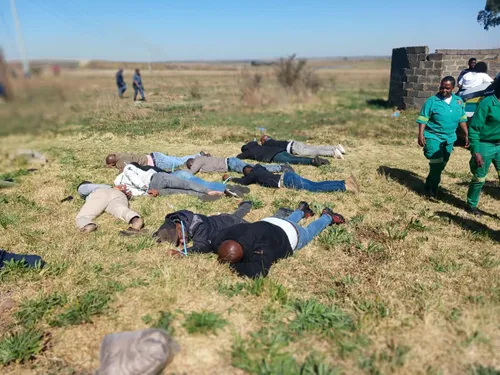 Police foil planned hijacking syndicate, arrest 17 suspects in Orange Farm shootout
