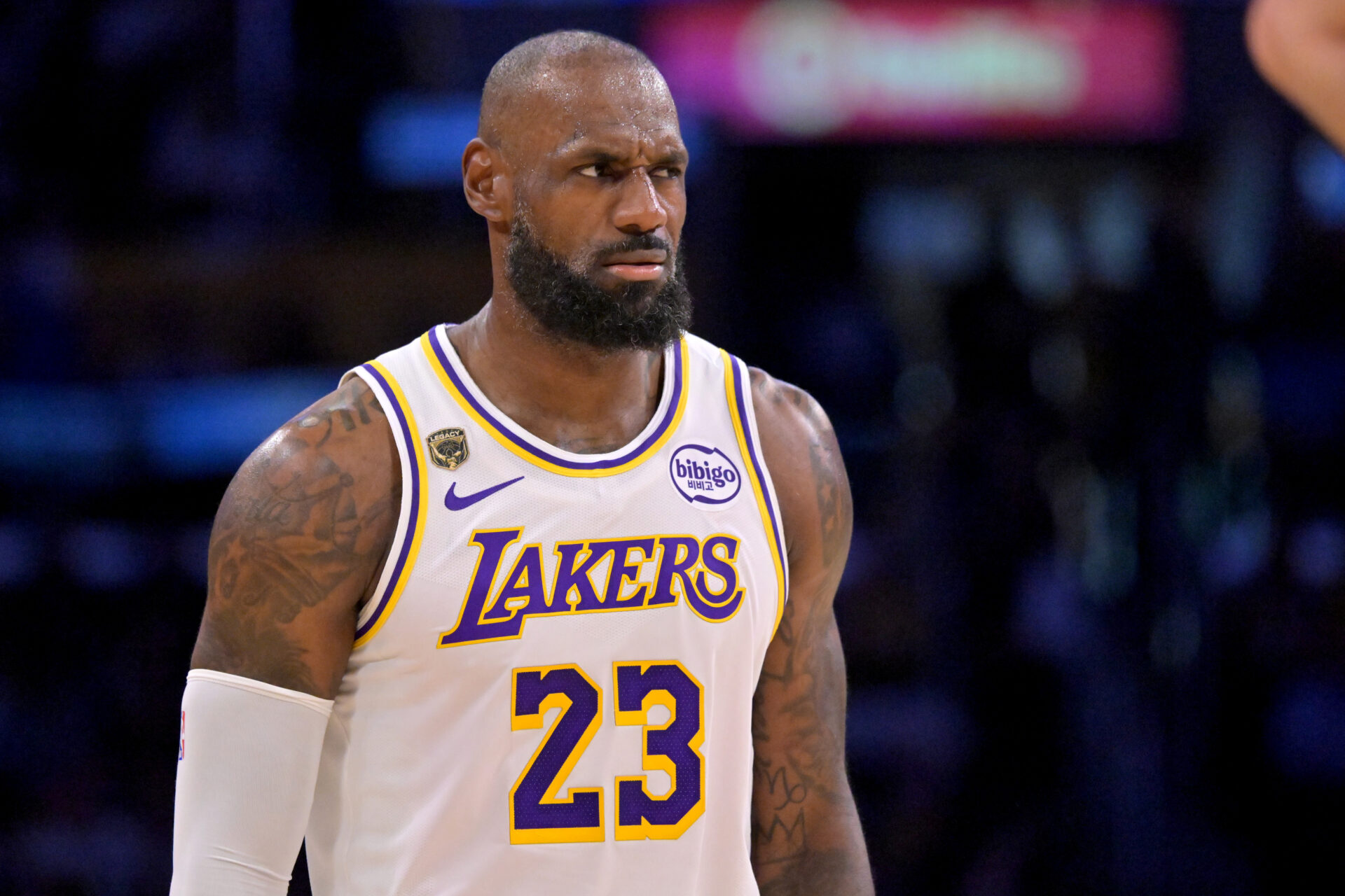 LeBron James’ finances under scrutiny after report he borrowed $300 million