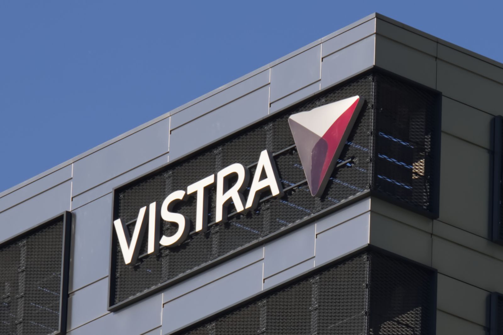 Vistra Corp. Stock: Is Wall Street Bullish or Bearish?