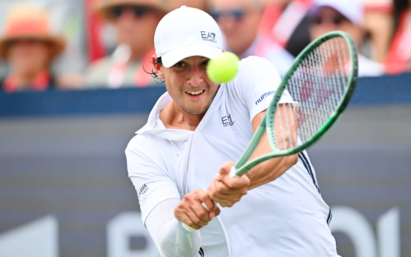 Darderi to face Nakashima in Montreal quarter-finals