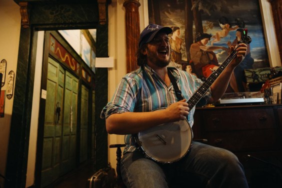 Willi Carlisle – “Marlboro Vinyasa”