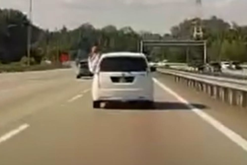 Police track Perodua Alza occupants after passenger seen leaning out of rear window