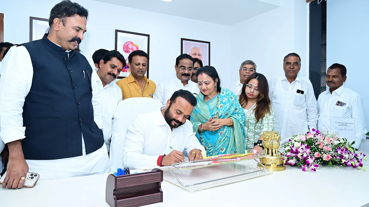 'Maharashtra Orders Zilla Parishad Schools To Get Basic Facilities Within One Month,' Says Minister Jaykumar Gore