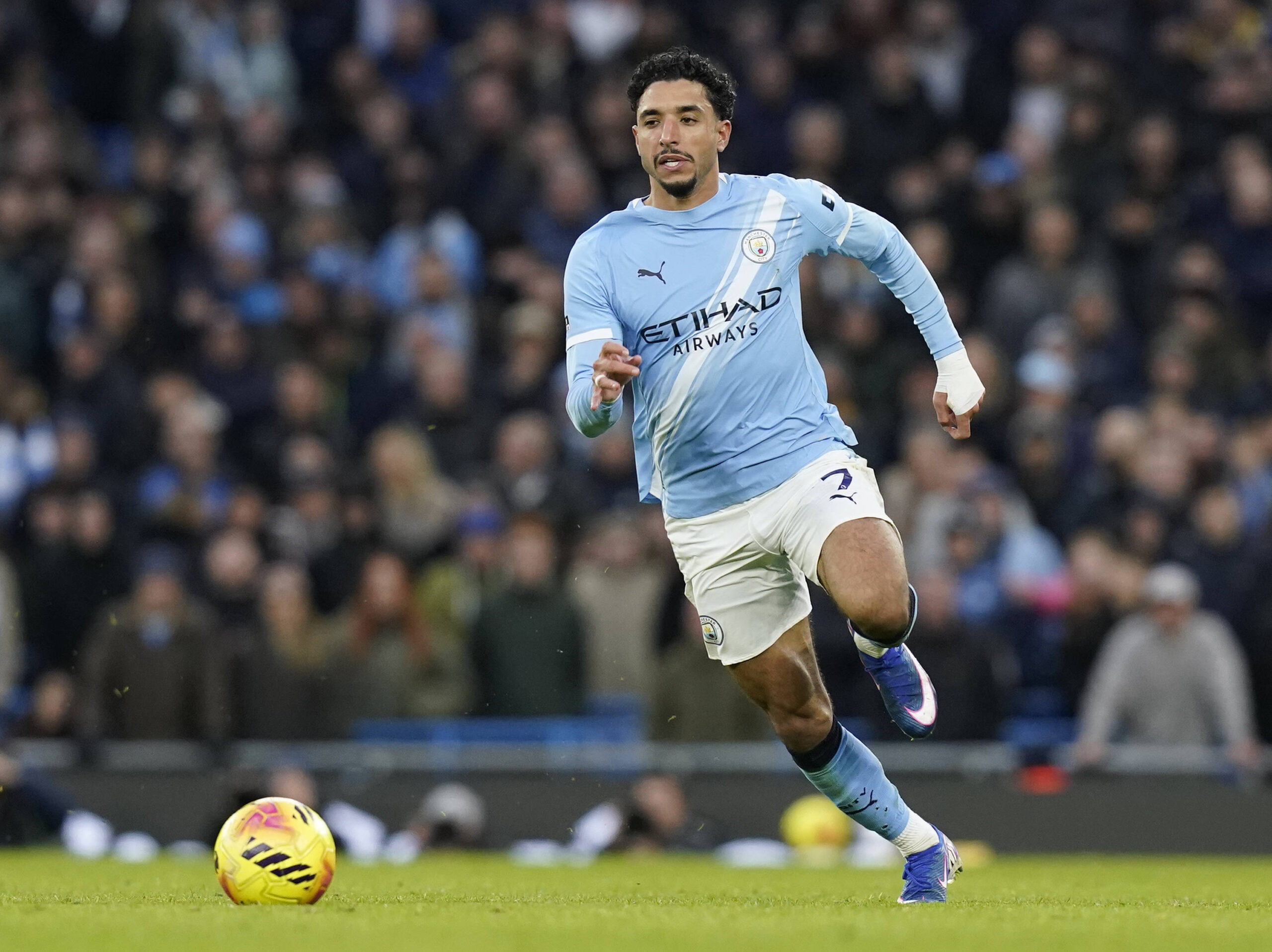 Report: Tottenham complete £85m winger deal as striker talks continue