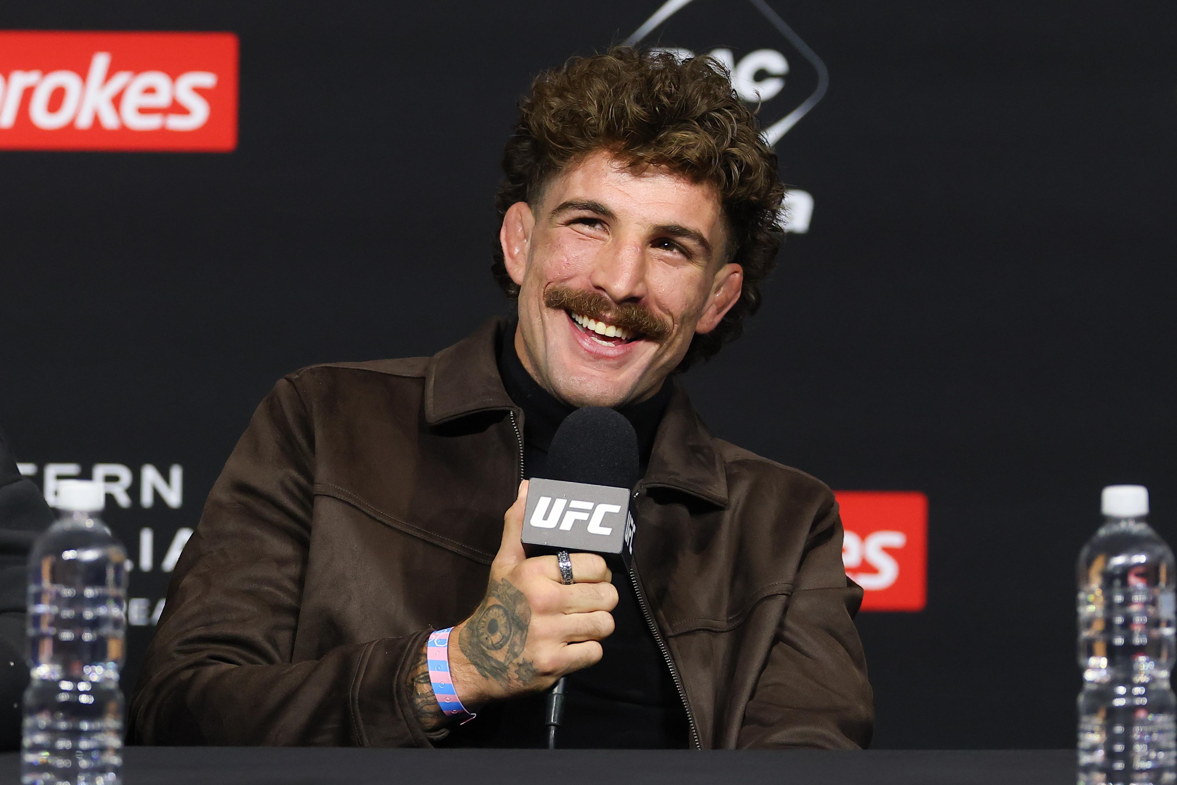 LIVE! Watch UFC Vegas 120 Post-Fight Presser