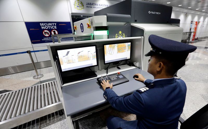 Saifuddin: KLIA scanners not the issue, screening gap lies in SOPs