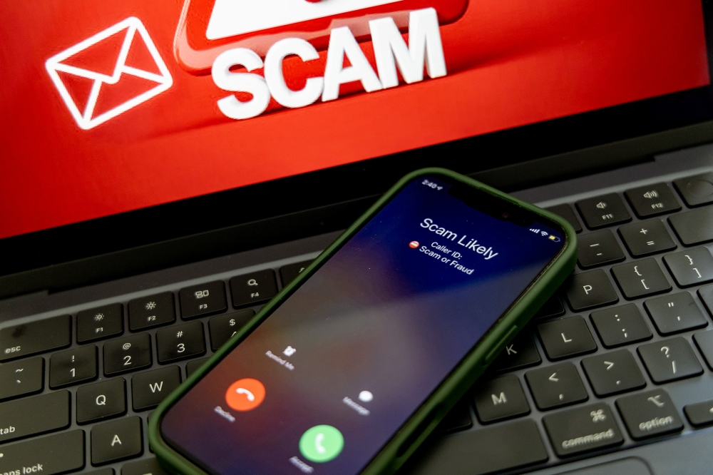 WhatsApp ‘boss’ scam leaves Terengganu car dealership RM452,000 poorer