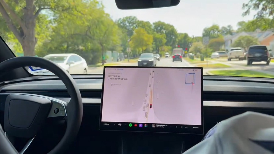 Driverless taxi drops rider 5 km from destination because its shift was over