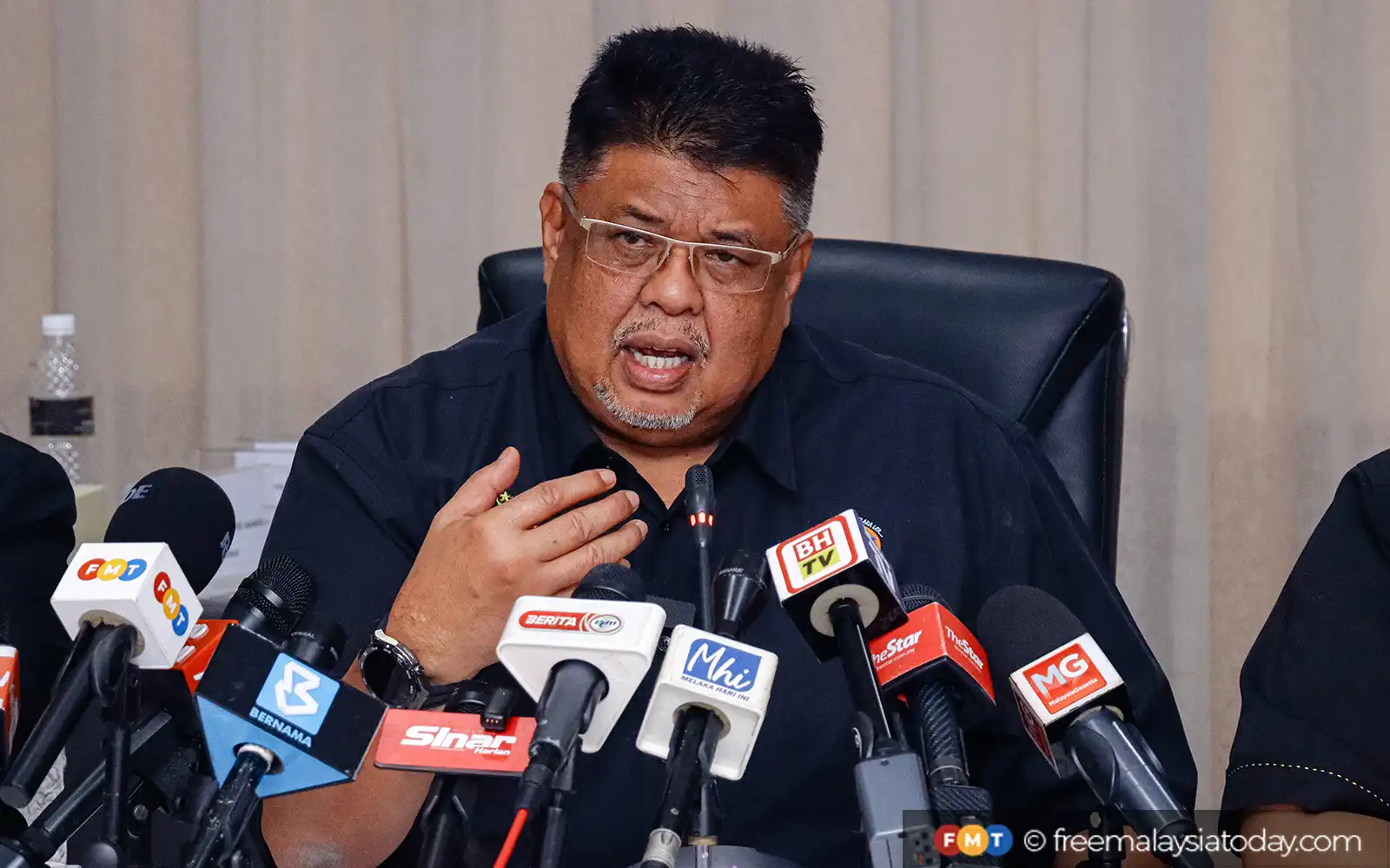 Henti bincang agih kerusi PRN Melaka di media sosial, kata Ab Rauf