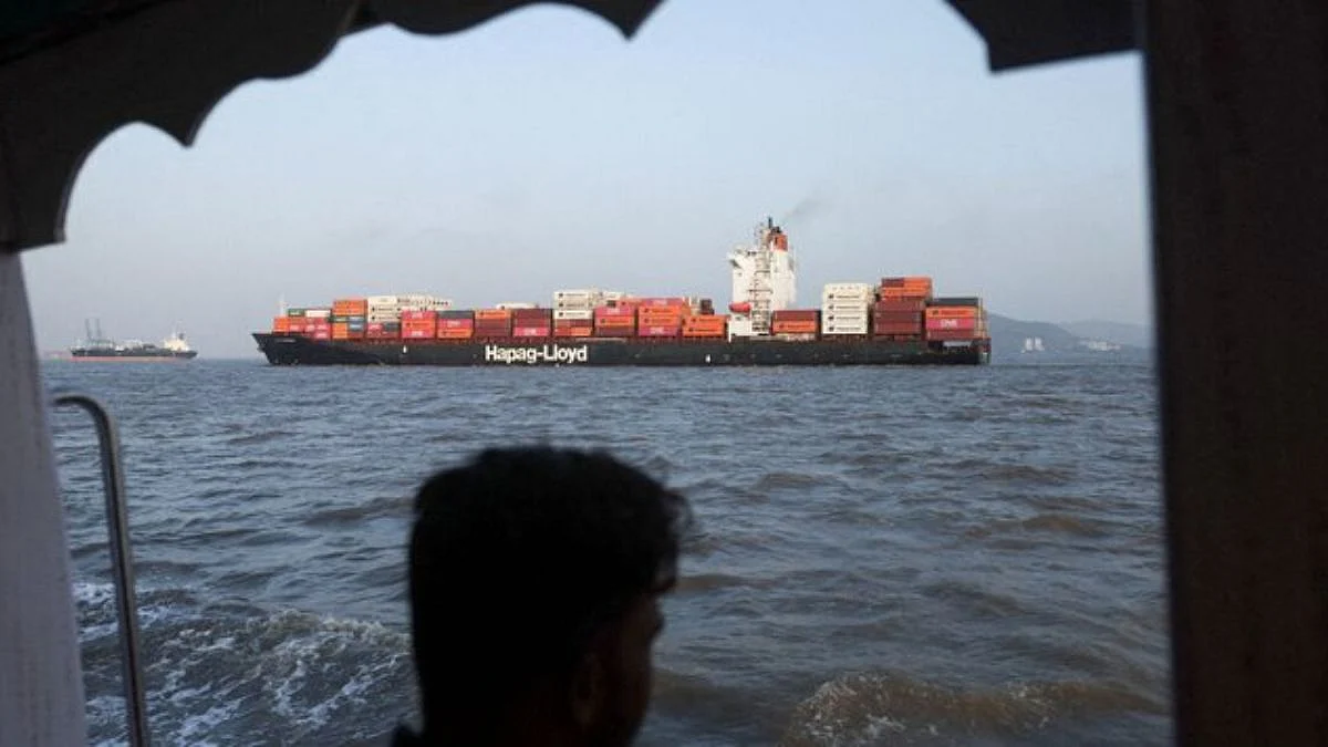 Iran Blacklists 45 Ships: Indian Oil Refiners To Avoid Vessels Amid Hormuz Security Risks