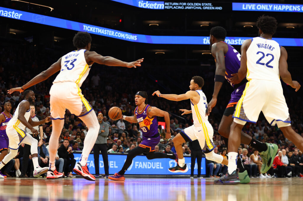 Former Warrior Reveals Stephen Curry’s Unusual Way of Hyping Up Self in the Middle of the Game