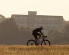 Heatwaves show UK must do more to promote cycling and walking, campaigners say