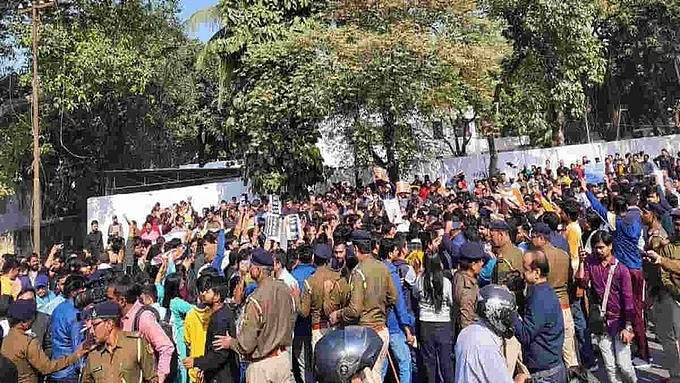 Jharkhand Govt Announces Fresh Talks With JPSC-JSSC Protesters As Deadlock Continues