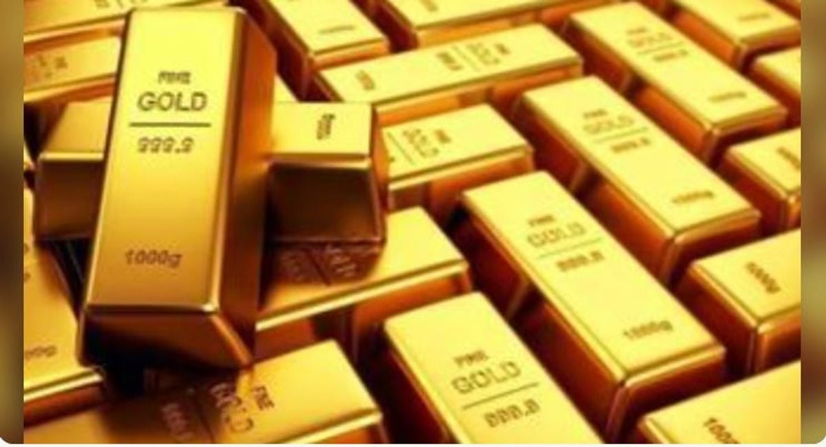 Gold slips as investors await key US inflation data