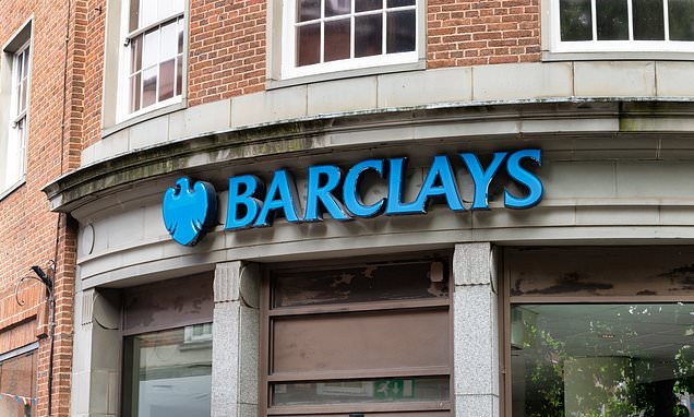 Last chance to get £200 when switching your current account to Barclays