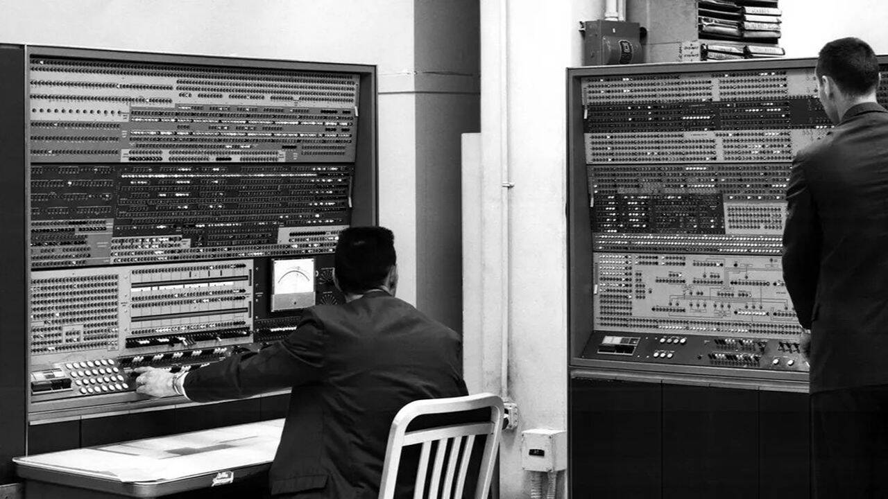 IBM built a secret NSA computer in 1962 that ran 200x faster; how a worn part ended it