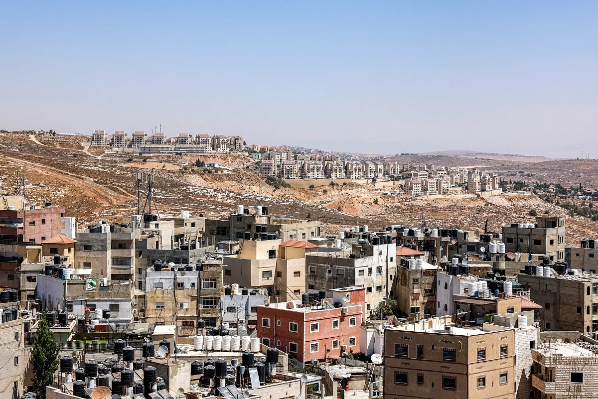 Netanyahu vows more West Bank settlements