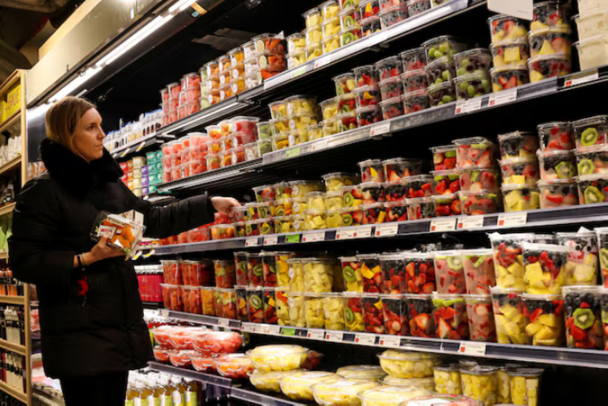 US inflation remains sticky in July; 2nd-quarter GDP unrevised at 1.5%