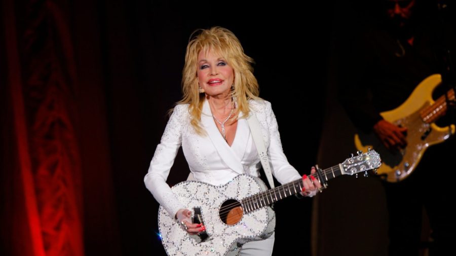 Trump: Dolly Parton 'really liked me,' but 'wasn't a very political person'