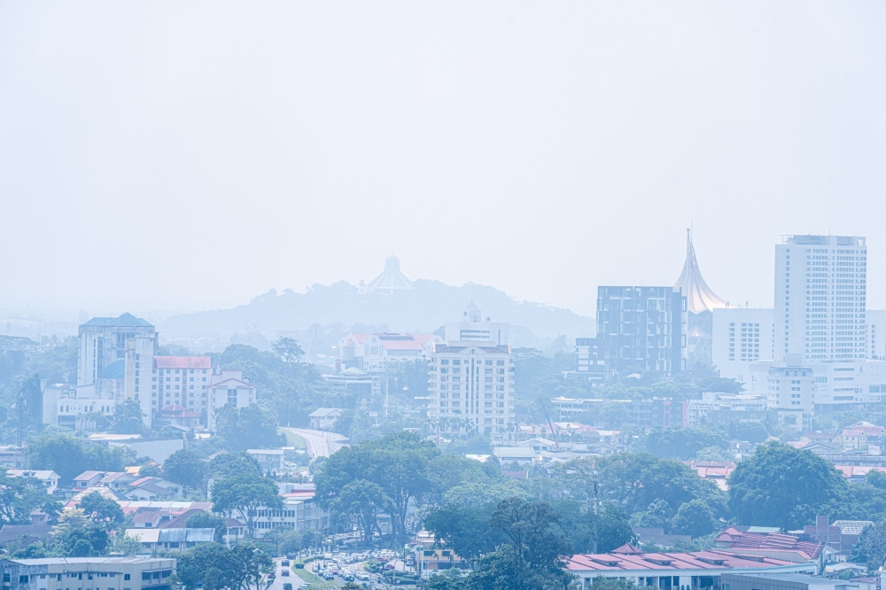 Sarawak haze thickens, Serian tops API at 170 as Kuching, Bintulu readings hit 155