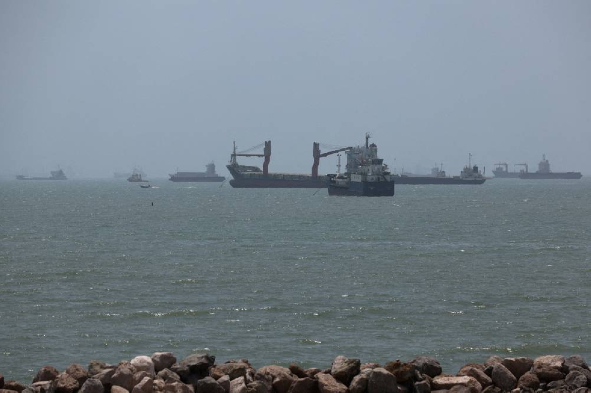 Some oil companies said to avoid ships on Iran blacklist